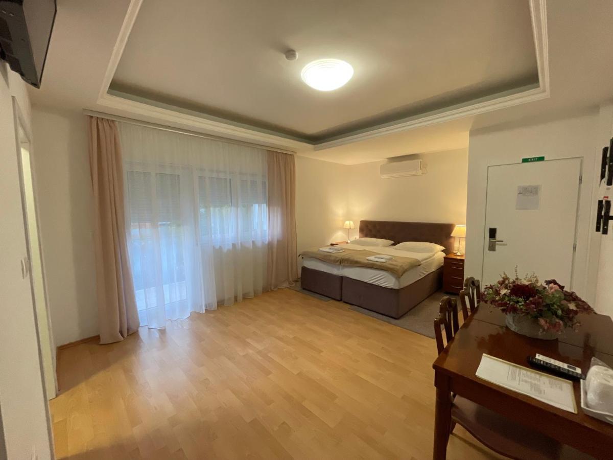 Stella Boutique Rooms 赛斯韦泰 外观 照片
